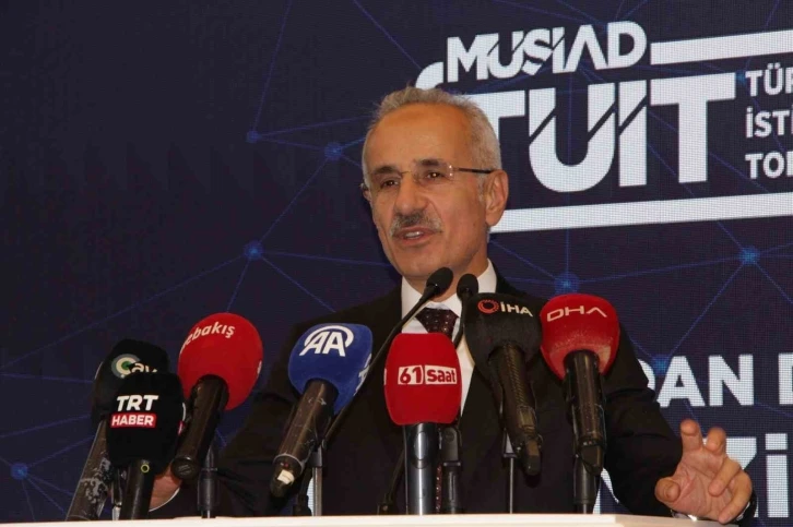 Bakan Uraloğlu: “Birleşik Arap Emirlikleri’nin başkenti Abu Dabi’den Trabzon’a uçak seferleri başlayacak&quot;
