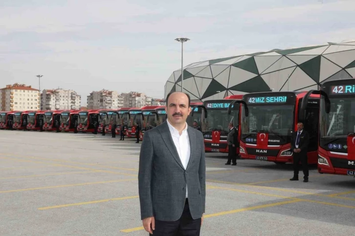 Başkan Altay: "Otobüs filomuz 53 yeni doğalgazlı otobüsle daha da güçlendirdik"
