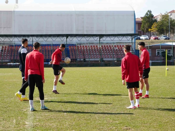 Kastamonuspor, Denizlispor maçının hazırlıklarını sürdürüyor
