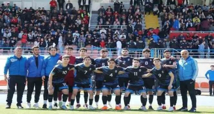 Kayseri Atletikspor son 8’e yükseldi