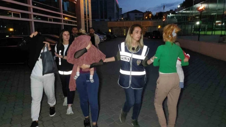 Samsun’da evlerden hırsızlık yapan 3 kadın tutuklandı
