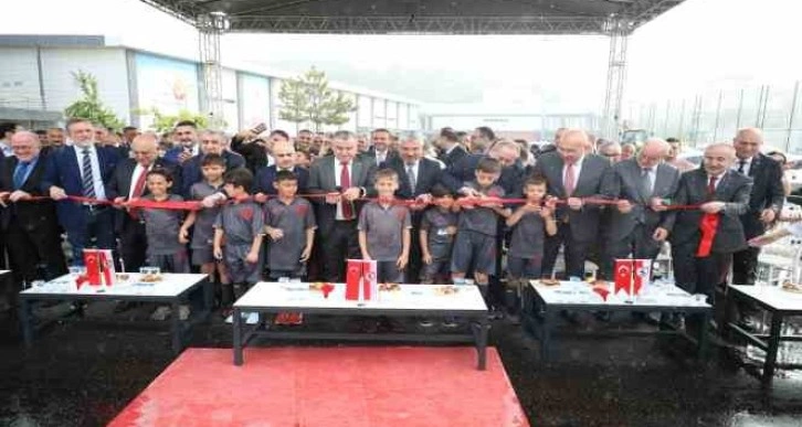 Samsunspor’un altyapı tesisleri Bakan Bak’ın katılımı ile açıldı