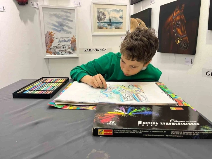 Sanat fuarının 10 yaşındaki ressamı konuştu
