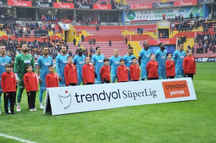 Sivasspor ligdeki galibiyet sayısını 6’ya çıkarttı
