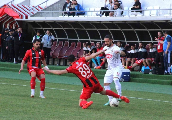 TFF 2. Lig: Karaman FK: 0 - GMG Kastamonuspor: 3
