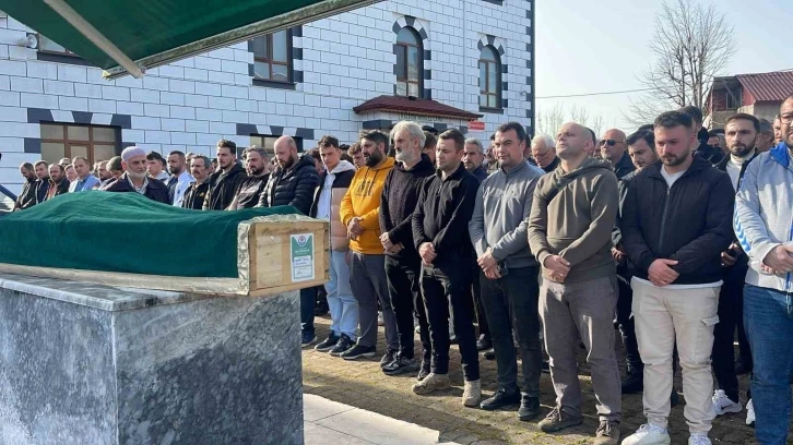 Trabzon’da göçük altında kalarak hayatını kaybeden işçilerden Mehmet Sultan Allahverdi Rize’de defnedildi
