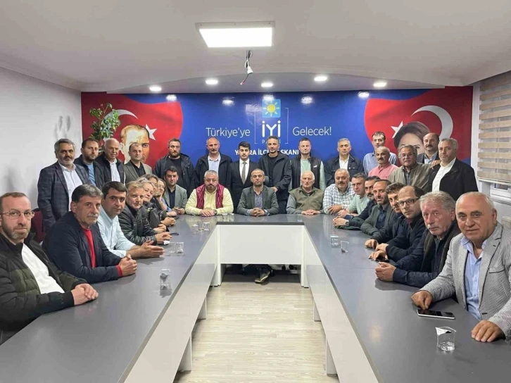 Trabzon’da İYİ Parti Yomra Teşkilatı da istifa etti
