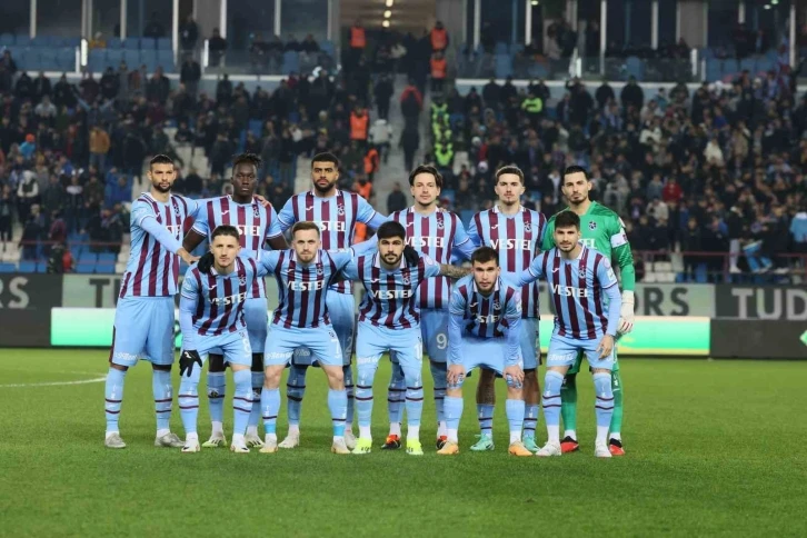 Trendyol Süper Lig: Trabzonspor: 1 - Kasımpaşa: 0 (İlk yarı)
