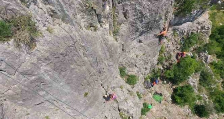 Türkiye’nin en uzun soluklu kaya tırmanışı nefesleri kesti