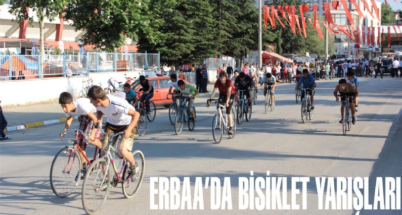 Erbaa Belediyesi`20.Ulusalar arası Geleneksel ve Kültürel Erbaa  Etkinlikleri kapsamında Gazi Bulvarında  bisiklet yarışmaları yapıldı.