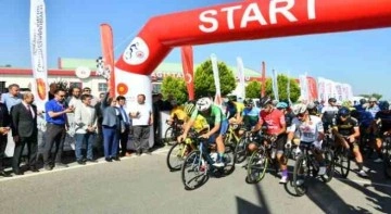 100. Yıl Cumhuriyet Bisiklet Turu’nda Samsun-Çorum etabının startı verildi