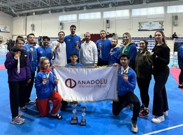 14 madalya ve 3 kupa ile şampiyon Anadolu Üniversitesi
