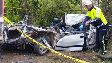 16 kez ehliyetsiz araç kullanmaktan işlem yapılan sürücü kazadan saatler sonra aracında ölü bulundu
