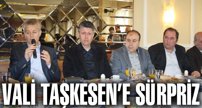 Tokat Valisi Mustafa Taşkesen, doğum gününü kendisine sürpriz yapan basın mensuplarıyla kutladı. 