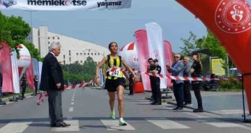 19 Mayıs Yarı Maratonu 248 sporcunun katılımıyla düzenlendi