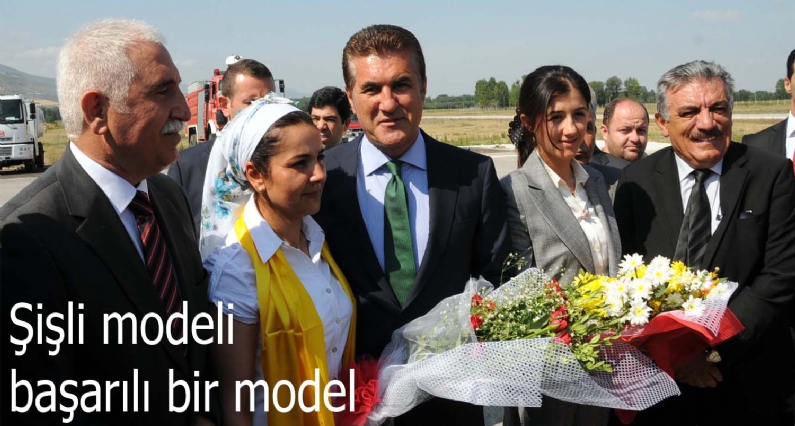 İstanbul  Şişli Belediye Başkanı Mustafa Sarıgül, Şişli modelinin başarılı bir model olduğunu söyleyerek, Yerel yönetimlerde Şişli modelini inşallah ve inşallah İstanbul ve Türkiye modeli yapmamız lazım dedi.