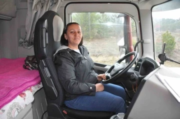 40 yaşında erkeklere taş çıkaran kadın şoförünün hedefi Avrupa’ya çıkmak
