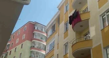 5 katlı apartmanda korkutan yangın