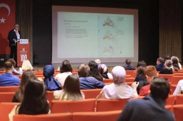 AGÜ Sosyal Bilimler Enstitüsü’nde ‘Ortadoğu’da Sürdürülebilirlik’ çalıştayı yapıldı
