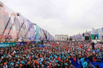 AK Parti’nin Ankara mitingine 200 bin kişi katıldı
