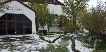 Aksaray’da yüksek kesimlere kar yağdı
