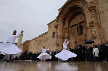 Anadolu’nun El Hamrası 9 yıllık hasretin sonunda ibadete açıldı

