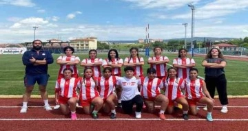 Antalyaspor Ragbi Kadın Takımı’ndan çeyrek final