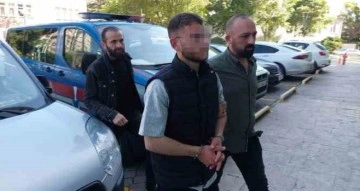Ardahan’da kardeşini bıçaklayıp Samsun’da yakalanan şahıs tutuklandı