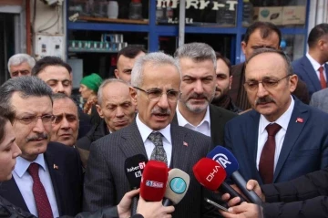 Bakan Abdulkadir Uraloğlu: “9 vatandaşımıza henüz ulaşılmış değil, yoğun bir şekilde çalışmalar devam ediyor”
