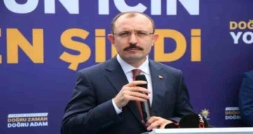 Bakan Muş: “Türkiye’ye giydirilmek istenen bu deli gömleğini yırtıp atacağız”