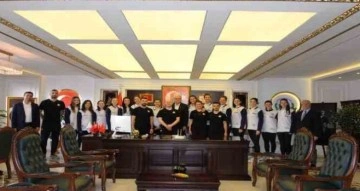 Başkan Bakkalcıoğlu “Bizim Kızlar”a başarılar diledi