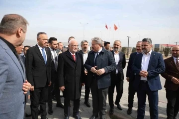 Başkan Palancıoğlu, Serbest Bölge’de fabrikaları ziyaret etti
