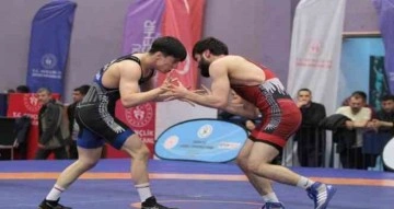 Büyükler Grekoromen Güreş Türkiye Şampiyonası başladı
