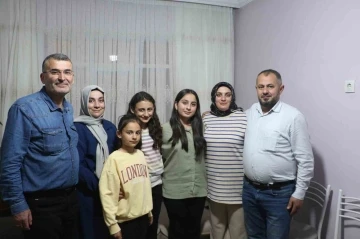 Cumhurbaşkanı Erdoğan’ın iftarda ziyaret ettiği aile heyecanını paylaştı
