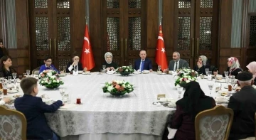 Cumhurbaşkanı Erdoğan: &quot;Türkiye’yi yeniden eski, zayıf günlerine geri döndürmek isteyenlerin çabaları bitmeyecektir&quot;
