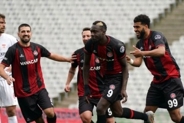 Diagne hat-trick yaptı! 7 gollü maçta kazanan: Karagümrük