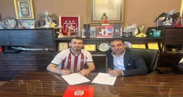 Emrah Başsan Sivasspor’a imzayı attı