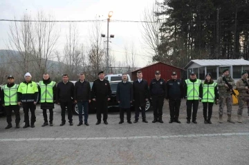 Eskişehir Valisi Aksoy yeni yıla görevi başında girecek olan personeli ziyaret etti
