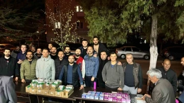 Eskişehirspor taraftarından Kadir Gecesi’ne özel ikram dağıtımı
