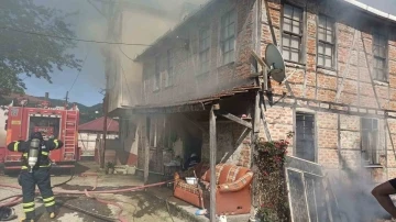Fatsa’da ev yangını
