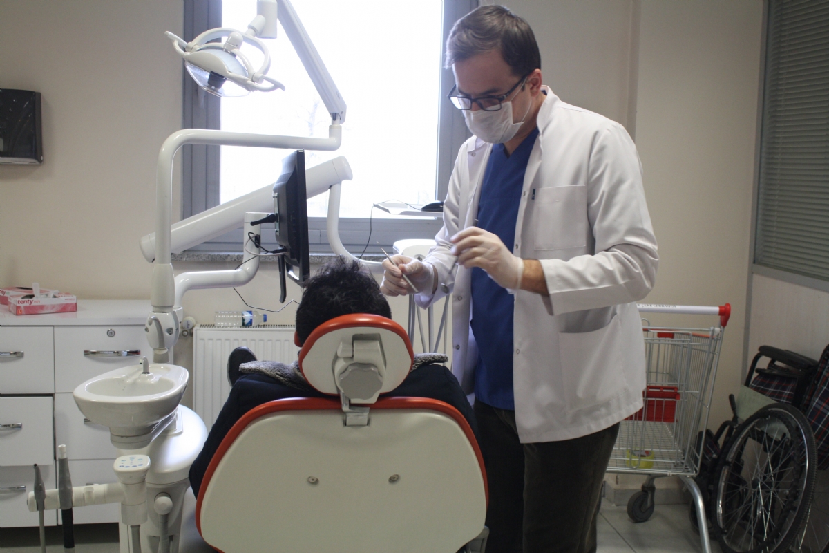 TOGÜ Diş Hekimliği Fakültesi Öğretim Üyesi Dr. Ahmet Altan; Ağız Ve Çene Cerrahisi İle İlgili Bilgiler Verdi