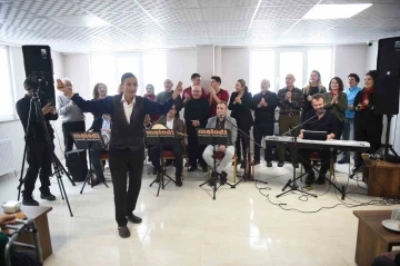 Huzurevi sakinlerine ‘Türk sanat müziği’ konseri
