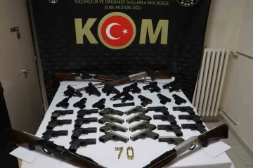 Karaman’da silah operasyonu: 4 tutuklama

