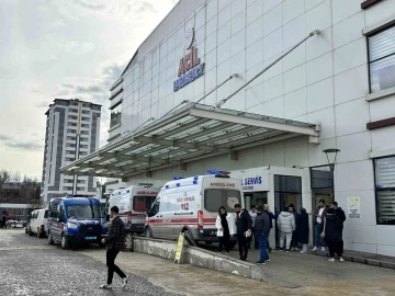 Kastamonu’da rüzgarın taşıdığı göz yaşartıcı gaz 86 öğrenciyi hastanelik etti
