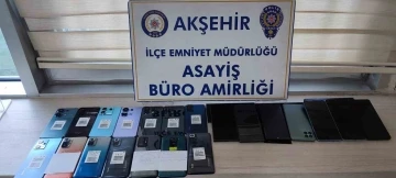 Konya’da kaçak cep telefonu operasyonu
