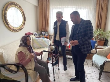 Pursaklar Belediye Başkanı Çetin, vatandaşların gönül kapılarını çalıyor

