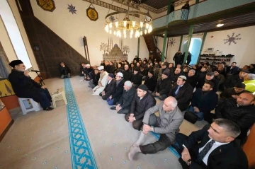 Restorasyonu tamamlanan tarihi Karahoca Camii ibadete açıldı

