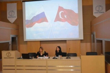 “Rus Toplumunda Atatürk’ün Yeri” Anadolu Üniversitesinde konuşuldu