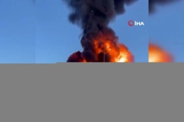 Rusya'da petrol depolama tesisinde yangın