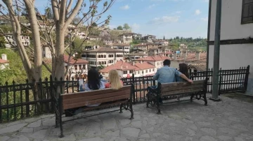 ’Sakin kent’ Safranbolu binlerce turisti ağırladı
